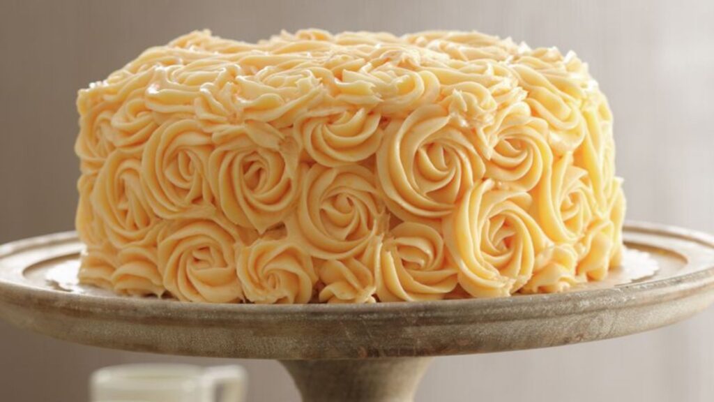 Classic Vanilla Buttercream Cake