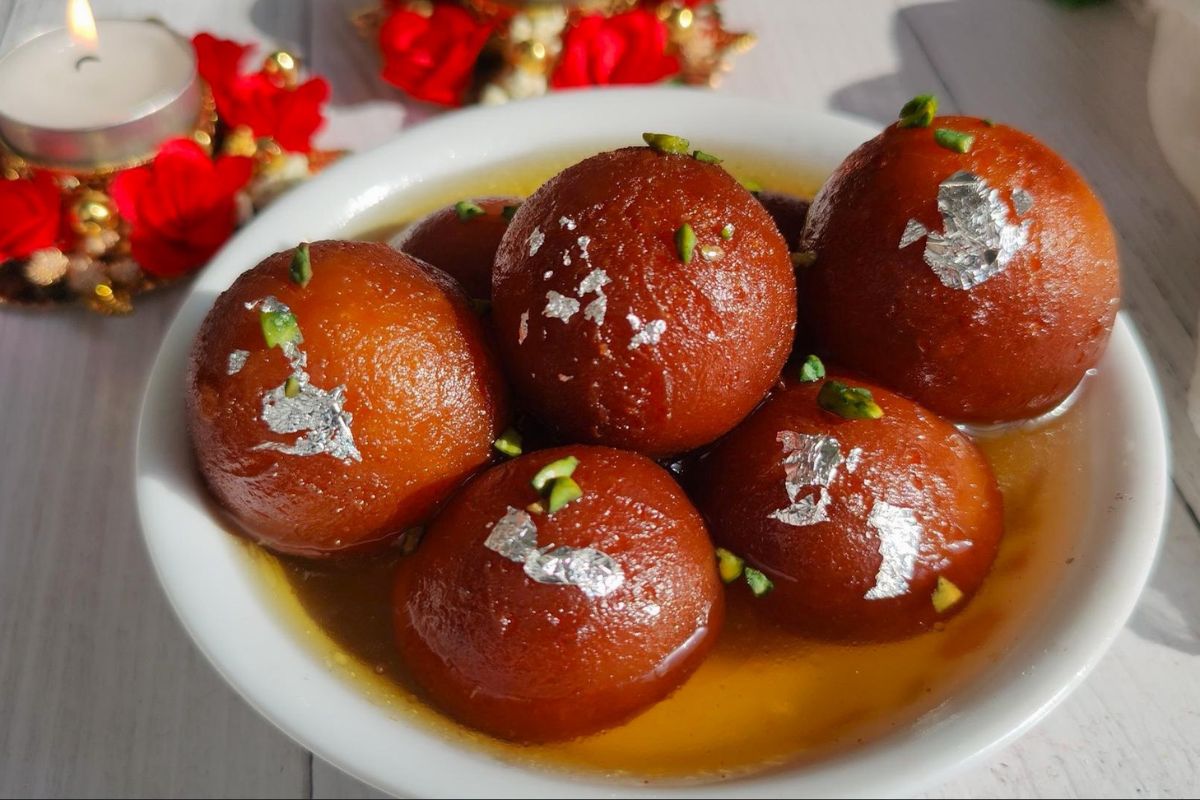 You are currently viewing Gulab Jamun Recipe | How to Make Soft and Juicy Gulab Jamun at Home