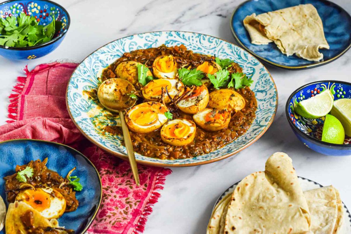 Read more about the article Egg Curry Recipe | Easy and Delicious Indian-Style Egg Curry