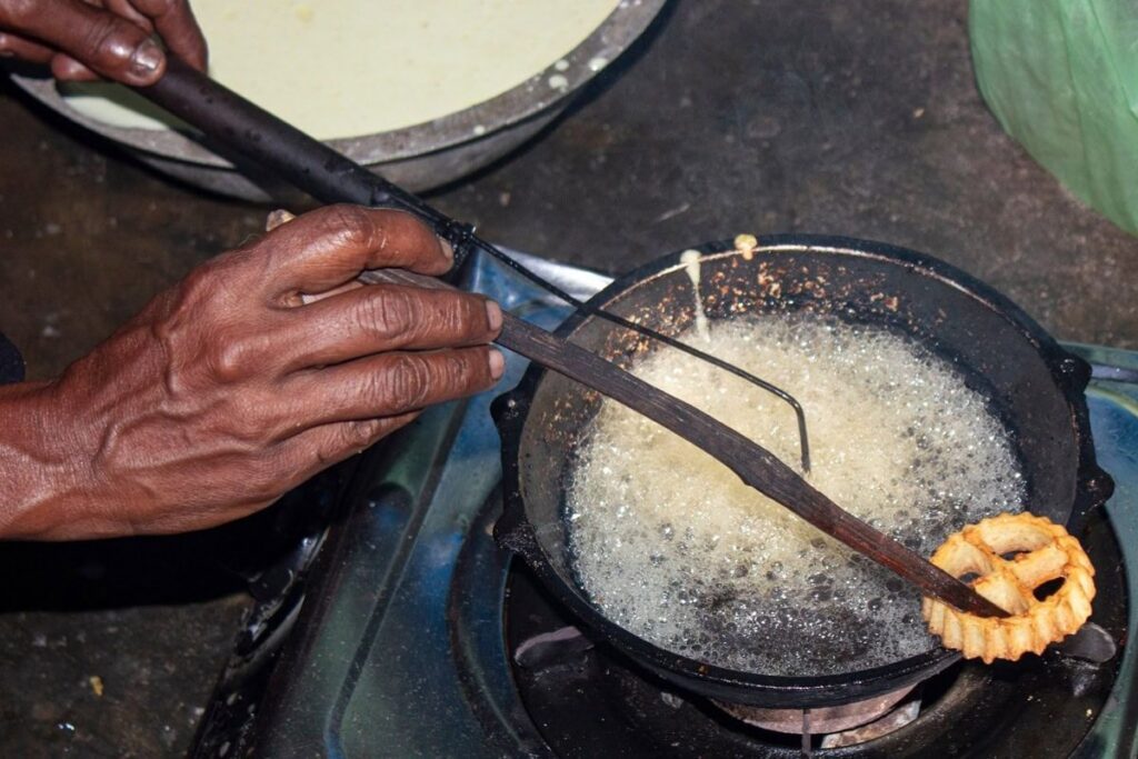 How to Make Achu Murukku Recipe