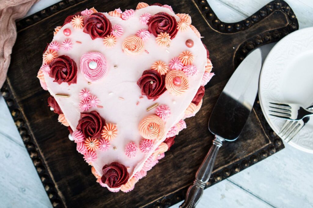 How to Make Heart-Shaped Cake Recipe