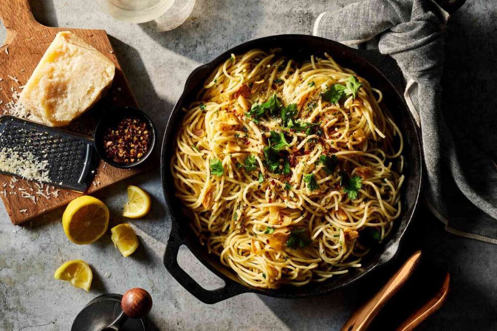 How to Make Spaghetti Aglio e Olio Recipe