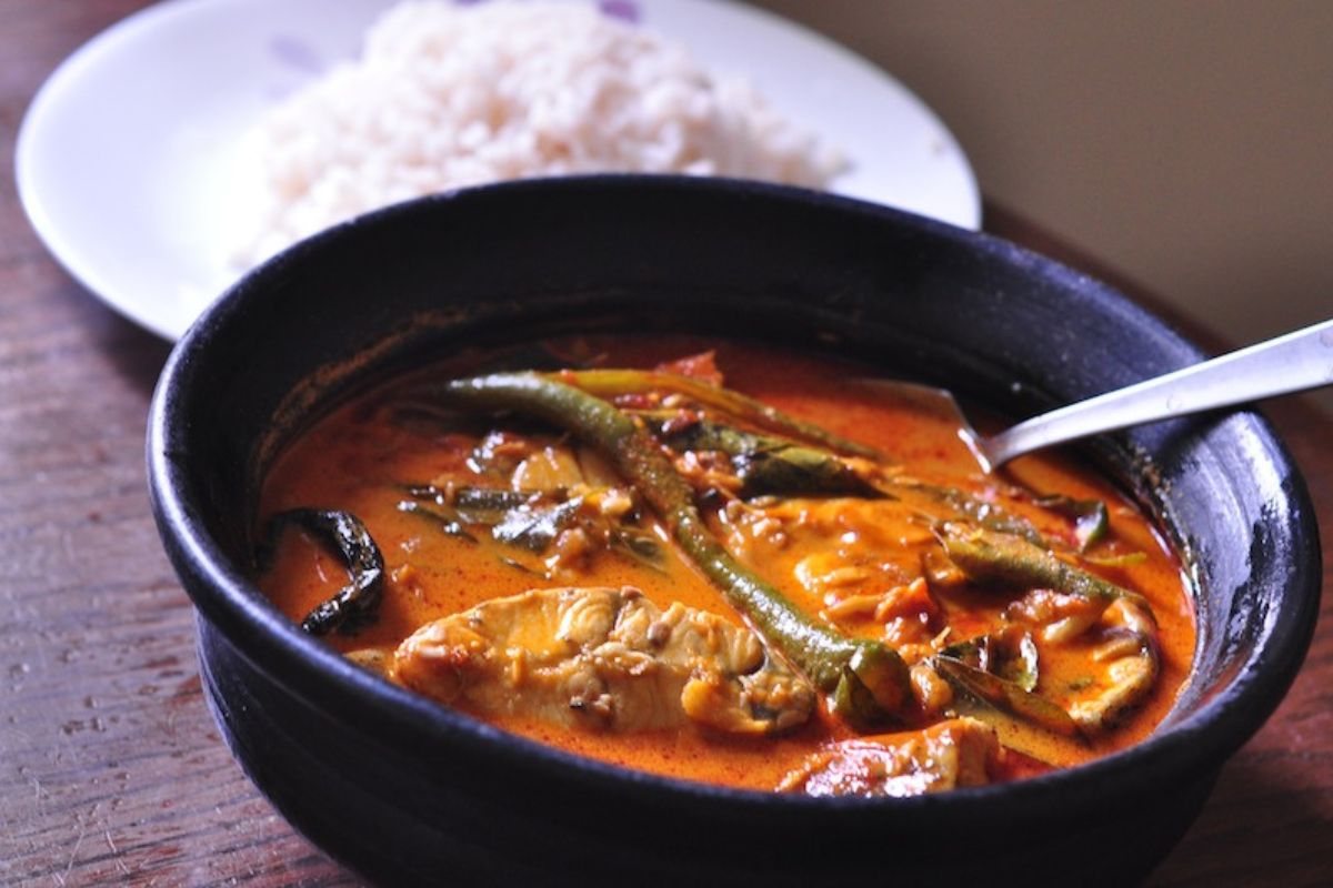 Read more about the article Kerala Fish Curry Recipe: A Traditional South Indian Delight