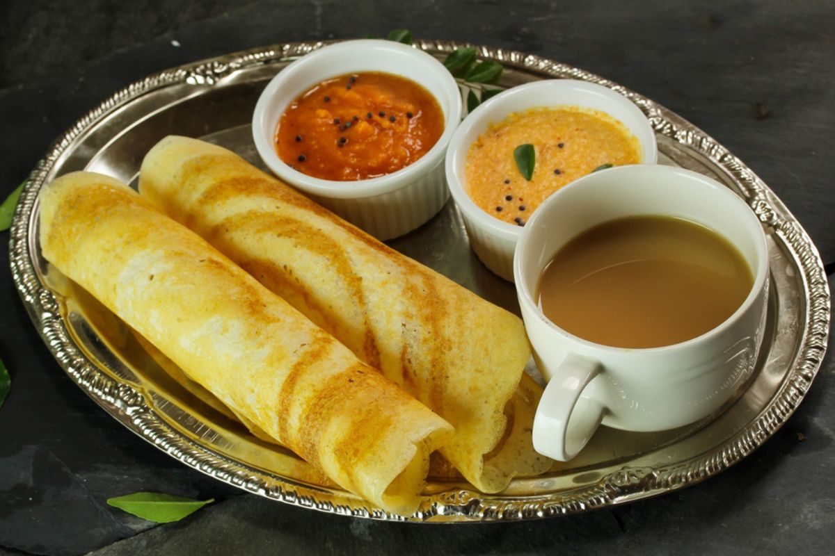 You are currently viewing Mushroom Dosa Recipe: A Savory Twist on the Classic South Indian Delight