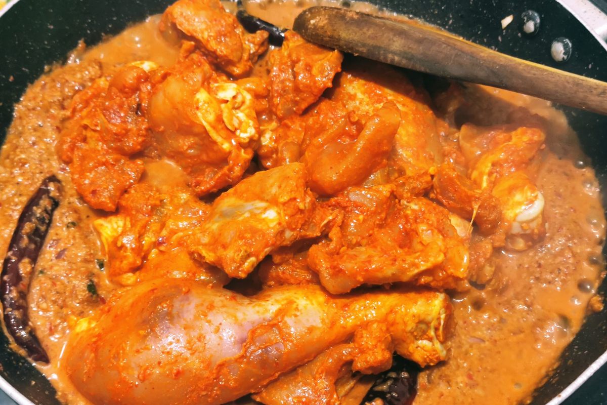 You are currently viewing Vepudu Guntur Chicken Curry Recipe: A Spicy Andhra Delight