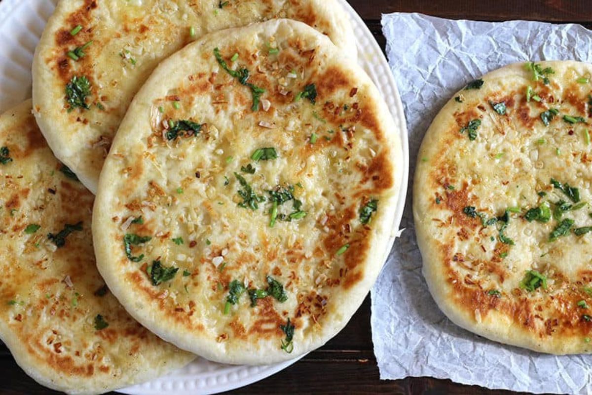 Stuffed Garlic Naan Recipe